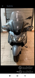 Suzuki Burgman Executive 650 2020 con 6000km