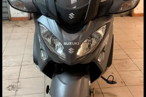 Suzuki Burgman Executive 650 2020 con 6000km