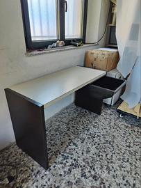 Tavolo da ufficio, mini scrivania