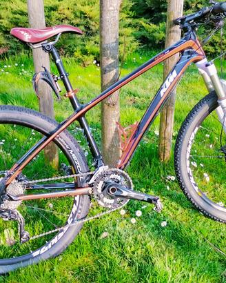 MTB KTM Aera Comp 27.5 Telaio CARBON