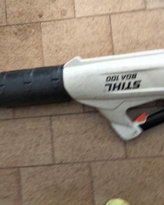 soffiatore stihl BGA 100