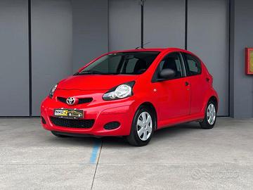 Toyota Aygo 5 Porte Aygo 5p 1.0 Sol FL