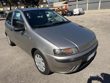 FIAT Punto 1.2i 16V cat 3p HLX senza nessun lavo