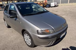 FIAT Punto 1.2i 16V cat 3p HLX senza nessun lavo