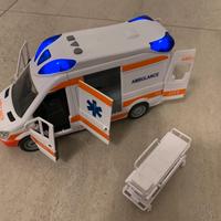 Ambulanza giocattolo