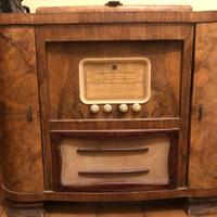 Radio vintage marca Phonola anni 40