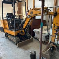 Escavatore jcb