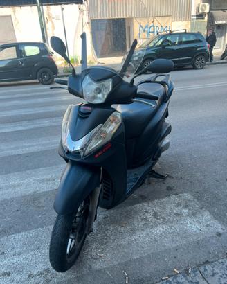 Sh 300