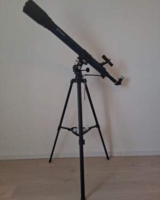 Telescopio Bresser con treppiede