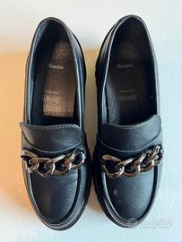 Scarpe da donna nere Bata nuove N.35