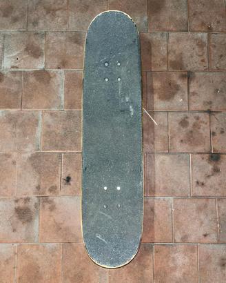 Skateboard completo usato - grafica verde/nera