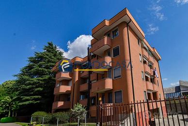 Appartamento di 85 m² con 3 locali e box auto a Lo