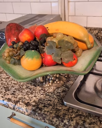 Piatto in vetro con frutta del 1950