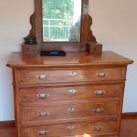 mobile antico con specchio 