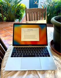 Macbook Air 13’’ - Apple