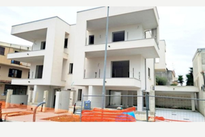 Villa Caposchiera nuova costruzione su 3 livelli