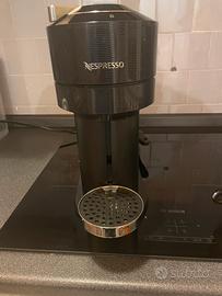 Macchinette della nespresso vertuo next nera