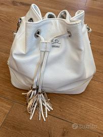 Borsa yes zee