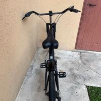bici unisex nera