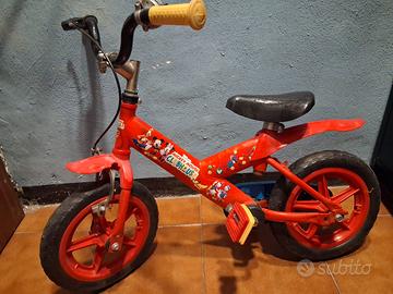 Biciletta piccola bambino