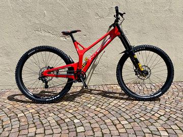 INTENSE M29 PRO (DOWNHILL)