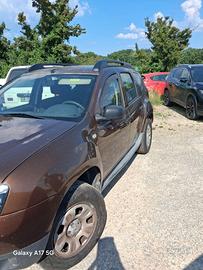 Dacia duster a metano