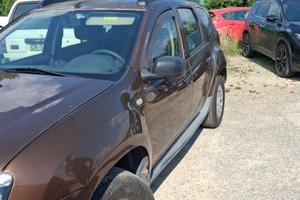 Dacia duster a metano
