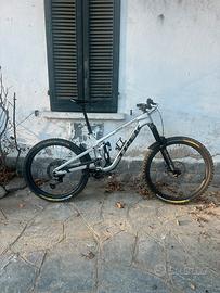 Trek Slash 9.9