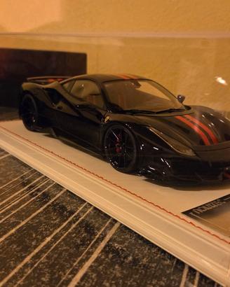 Ferrari 488 1/18 Davis&Giovanni 