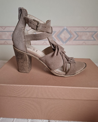 Sandali Cinti in pelle scamosciata con frange, tac