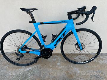 VKT Gavia e-road in carbonio