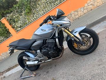 Honda Hornet