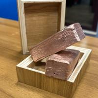 2 Lingotti in rame più cofanetto in legno