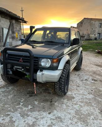 Mitsubishi pajero gls anno ‘94 -iscritto ASI-