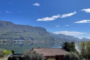 Appartamento di 195 m² con 5 locali e box auto dop