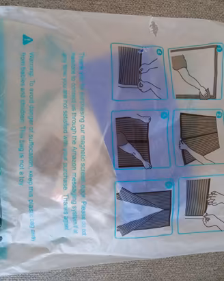Zanzariera per porta finestra con calamita