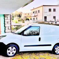FIAT Doblò Cargo 2012/1.6 MultiJet 105CV BenTenuto