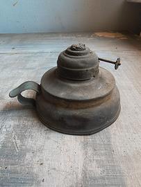 Antica lampada petrolio Stella modello depositato