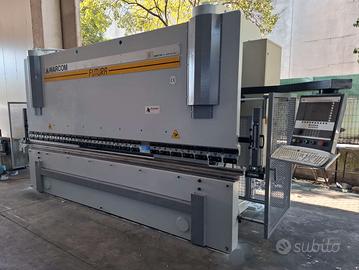 Pressa sincronizzata Warcom mod. Futura200/4500