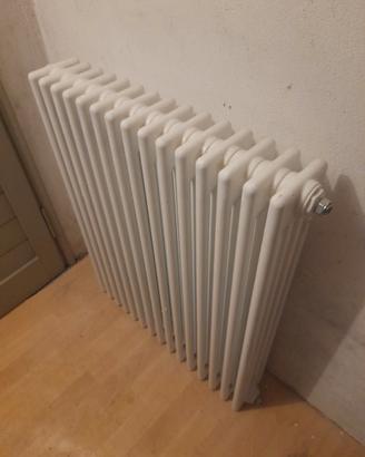 Radiatore tubolare in alluminio