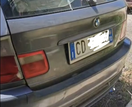 Auto BMW 330