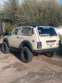 Lada niva 1.7 benzina 4x4