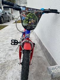 Bici da bambino Avengers