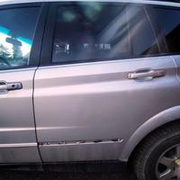 PORTA POSTERIORE SINISTRA PER KYRON ANNO 2006