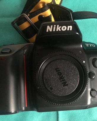 Nikon F70 35 mm SLR