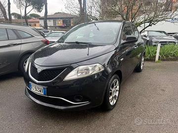 Lancia Ypsilon Ypsilon III 2015 1.2 Gold 69cv