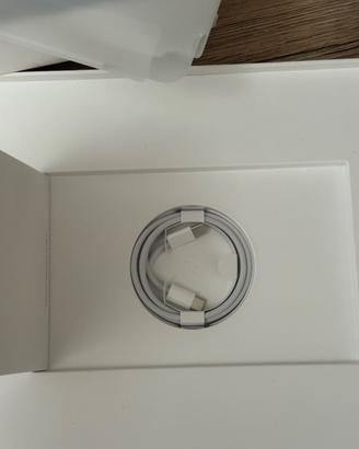 iPad Air 13” M4 128GB – Pari al nuovo + Protection