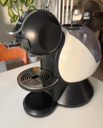 Macchina caffè Dolce Gusto