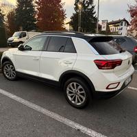VOLKSWAGEN T-Roc 2023-Garanzia-16.500km- 1.0 TSI