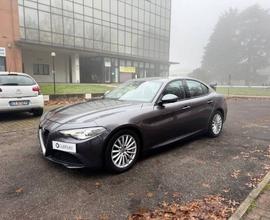 Alfa Romeo Giulia 2.2 t Business Sport Launch